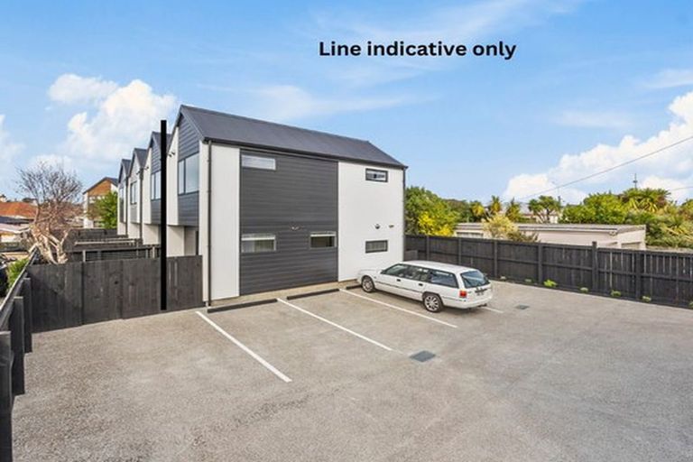 Photo of property in 67c Royal Crescent, Saint Kilda, Dunedin, 9012