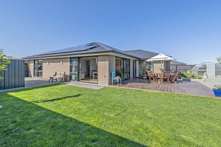 Photo of property in 15 Chimango Place, Rolleston, 7615