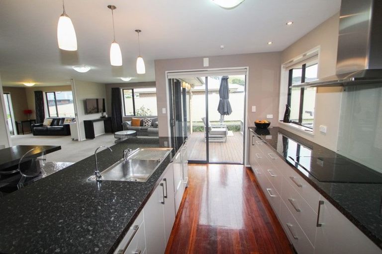 Photo of property in 14 Mcmullan Place, Oamaru North, Oamaru, 9400