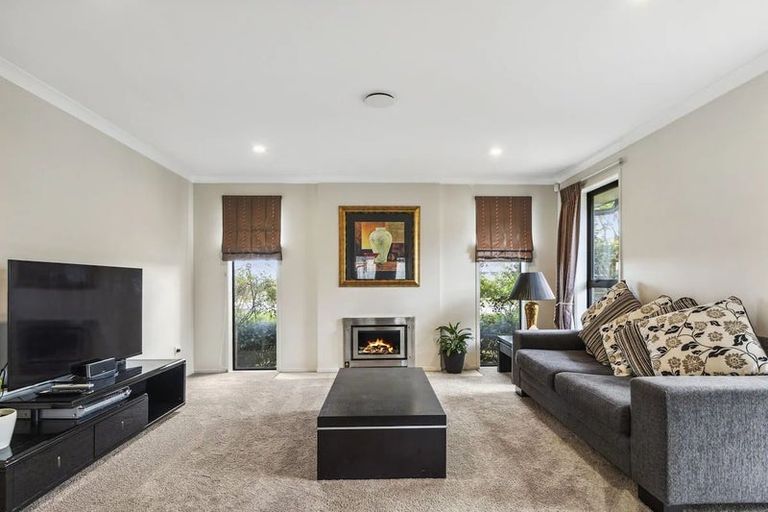 Photo of property in 138 Hillpark Drive, Pokeno, 2402