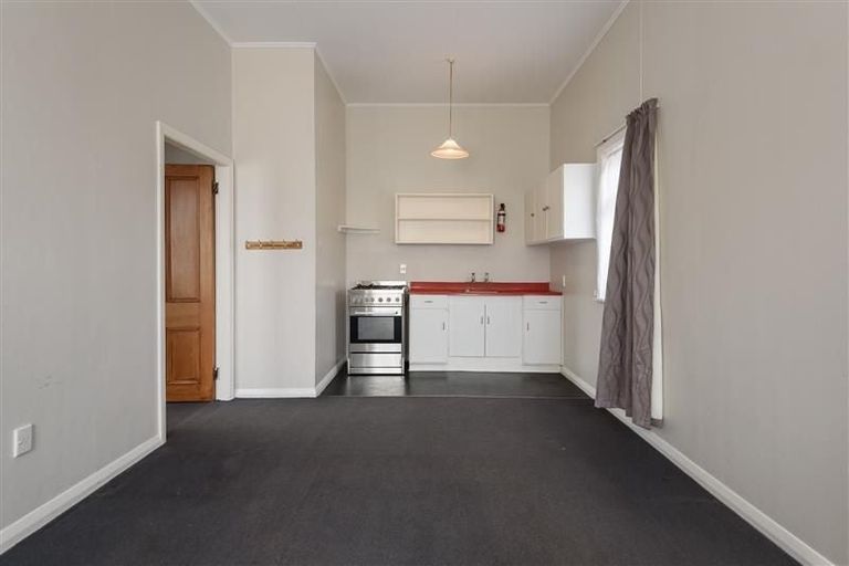 Photo of property in 4a/8 Howard Street, Mount Cook, Wellington, 6021