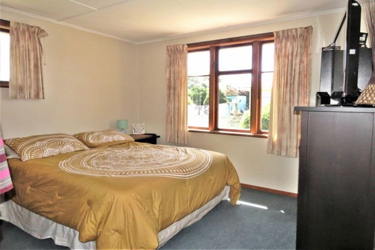 Photo of property in 4 Dacre Street, Oamaru North, Oamaru, 9400
