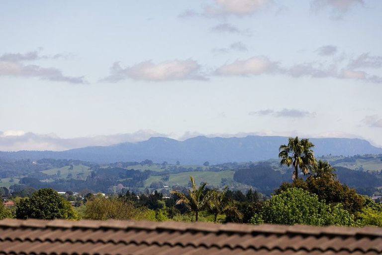 Photo of property in 19 Rowesdale Drive, Ohauiti, Tauranga, 3112
