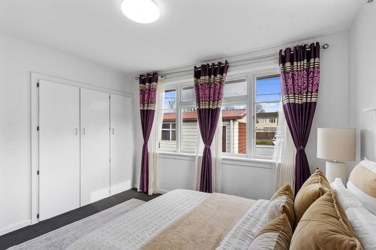 Photo of property in 1/82 Quinns Road, Shirley, Christchurch, 8013