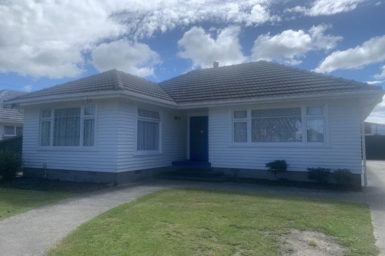 Photo of property in 21 Farrington Avenue, Bishopdale, Christchurch, 8053