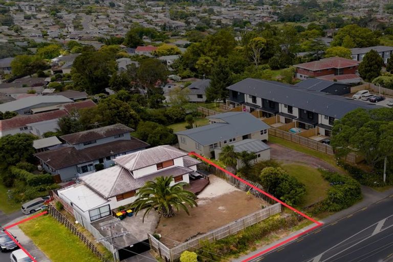 Photo of property in 255 Don Buck Road, Massey, Auckland, 0614