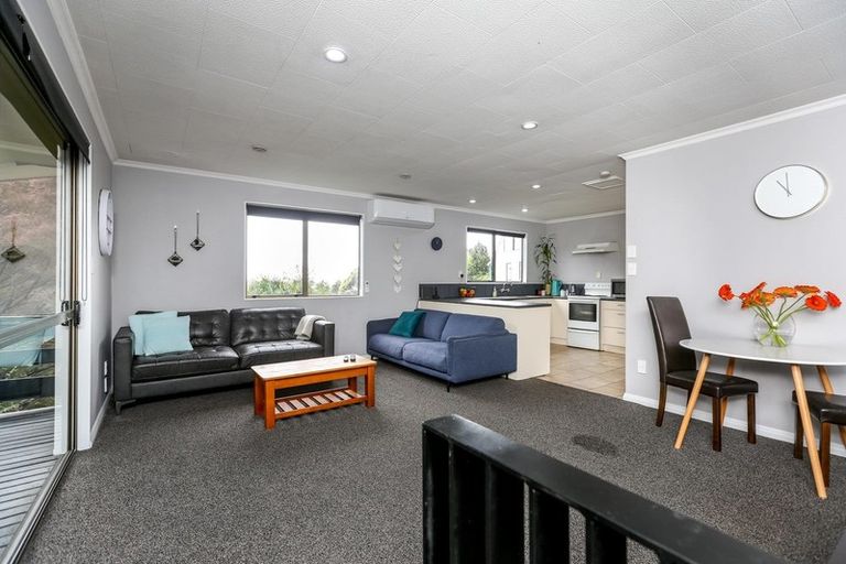 Photo of property in 12a Ranfurly Street, Frankleigh Park, New Plymouth, 4310