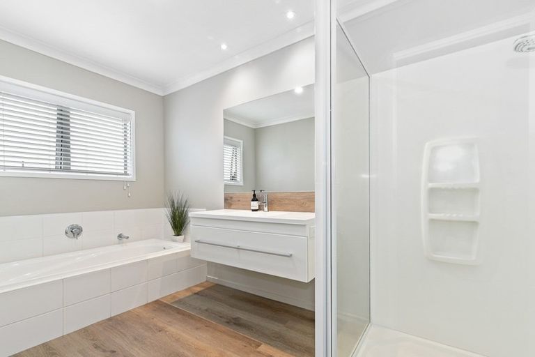 Photo of property in 44 Aquila Crescent, Rototuna North, Hamilton, 3210