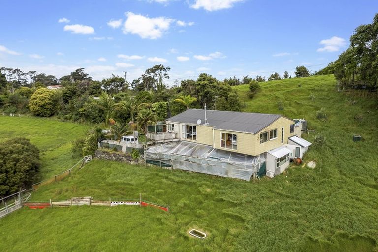 Photo of property in 78 Coulter Road, Henderson Valley, Auckland, 0614