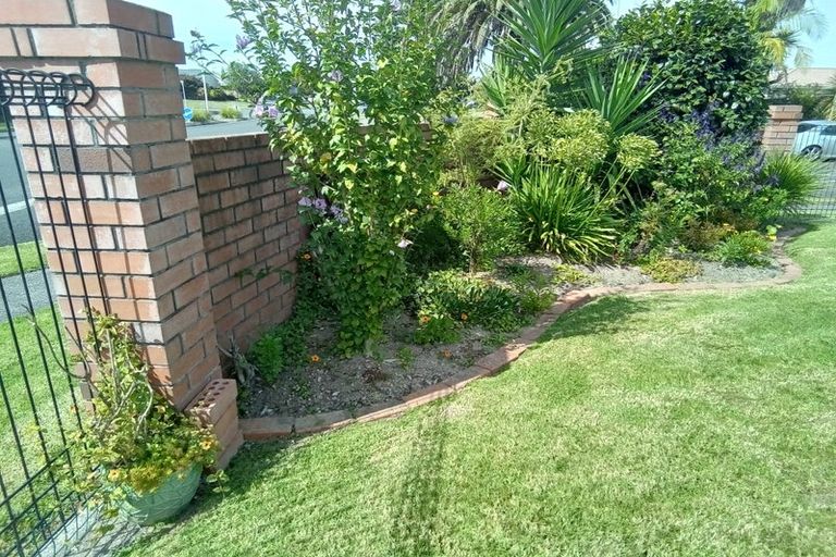 Photo of property in 10 Moreland Avenue, Pukete, Hamilton, 3200