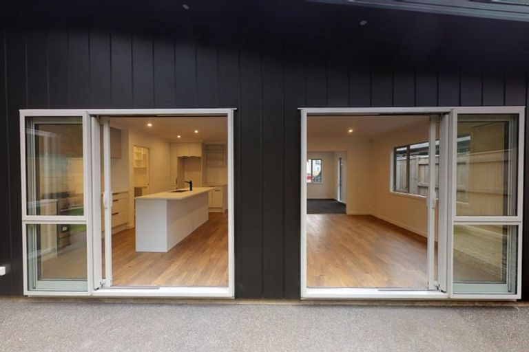 Photo of property in 25 Freedom Drive, Kelvin Grove, Palmerston North, 4414