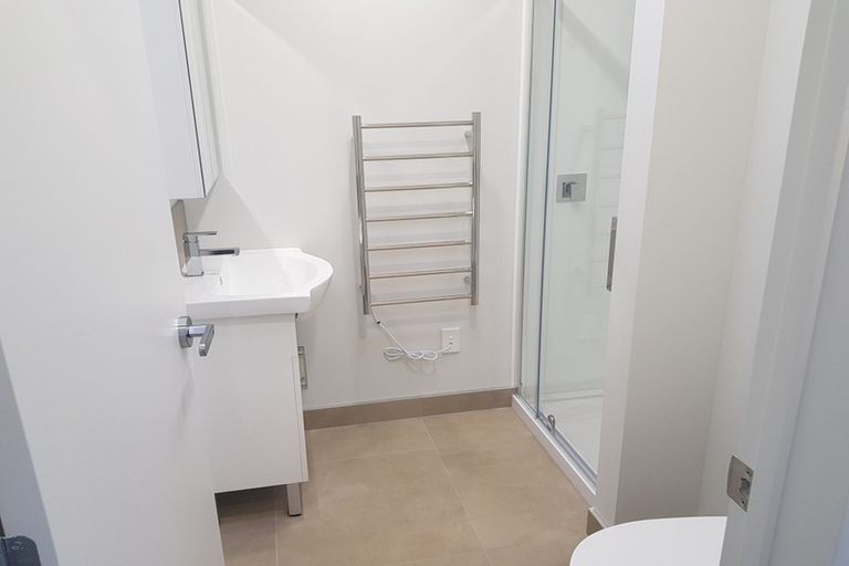 Photo of property in 45 Divide Loop, Takanini, 2112