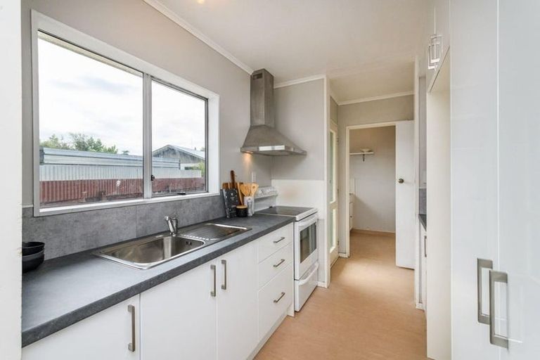 Photo of property in 18 Jupiter Street, Milson, Palmerston North, 4414