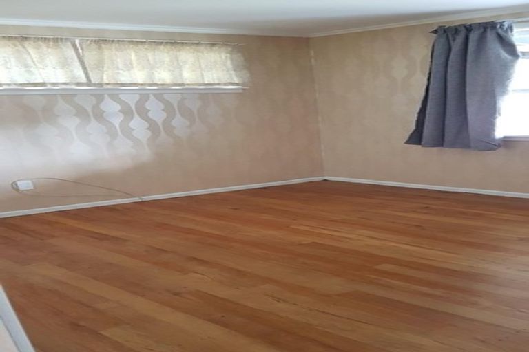 Photo of property in 187 Birkdale Road, Birkdale, Auckland, 0626