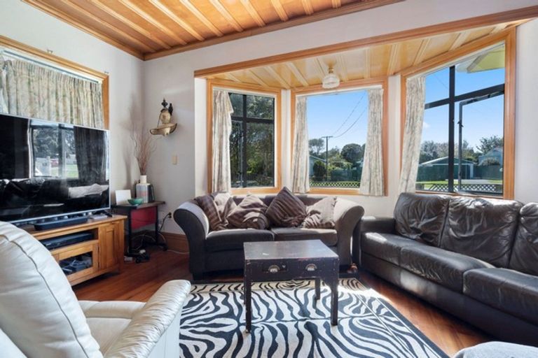 Photo of property in 76 Terou Street, Manaia, 4612