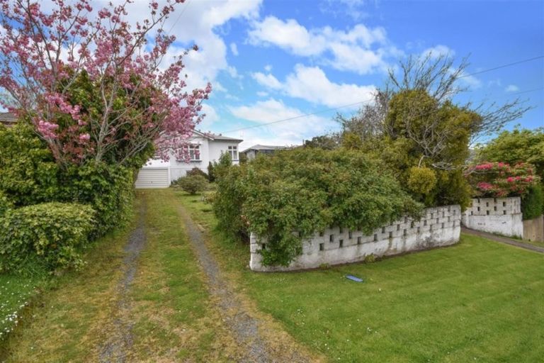 Photo of property in 402 Pine Hill Road, Pine Hill, Dunedin, 9010