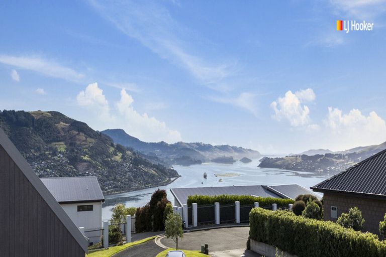 Photo of property in 333 Highcliff Road, Highcliff, Dunedin, 9013