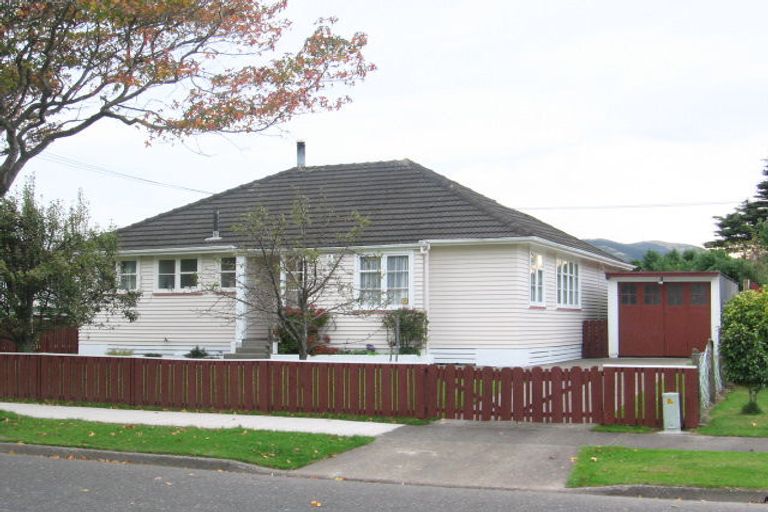 Photo of property in 9 Fisk Street, Naenae, Lower Hutt, 5011