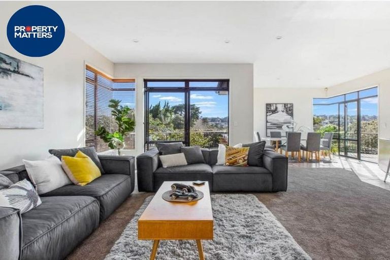 Photo of property in 57a Glencoe Road, Browns Bay, Auckland, 0630