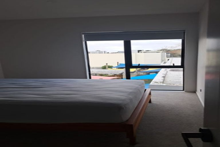 Photo of property in 20 Mina Way, Browns Bay, Auckland, 0630