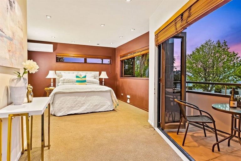 Photo of property in 11 Waimana Avenue, Northcote Point, Auckland, 0627