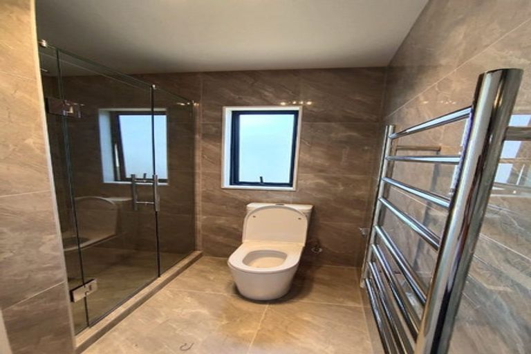 Photo of property in 6 Minhas Road, Papakura, 2110