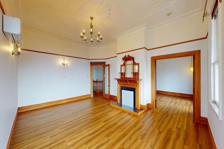 Photo of property in 53 Bidwill Street, Mount Cook, Wellington, 6021