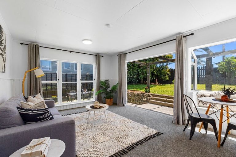 Photo of property in 89a Simpson Road, Papamoa Beach, Papamoa, 3118