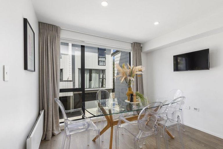 Photo of property in 79b Herald Street, Berhampore, Wellington, 6023