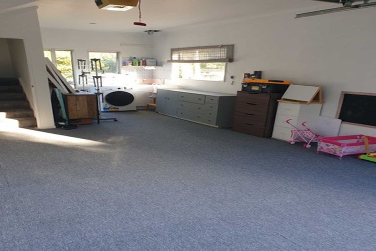 Photo of property in 1/28 Kestrel Heights, Arkles Bay, Whangaparaoa, 0932