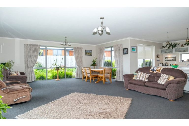 Photo of property in 11 Hunter Hills Drive, Gleniti, Timaru, 7910