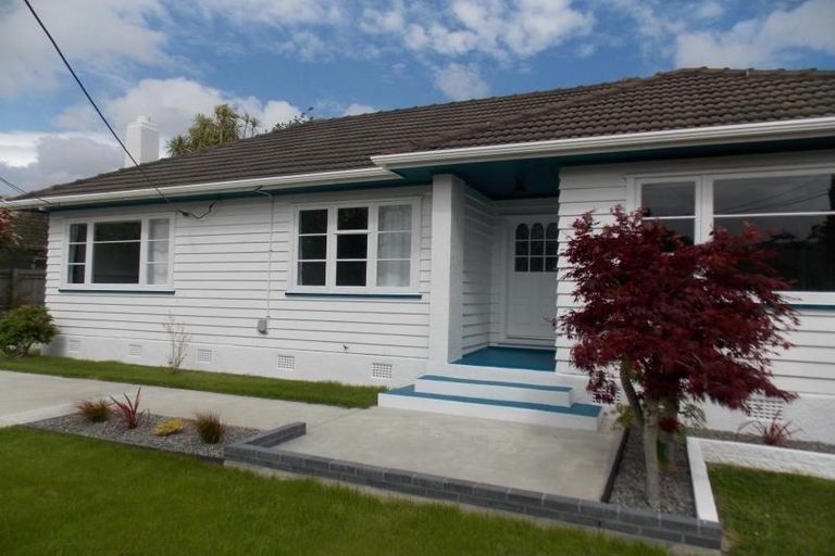 Photo of property in 290 Fergusson Drive, Heretaunga, Upper Hutt, 5018