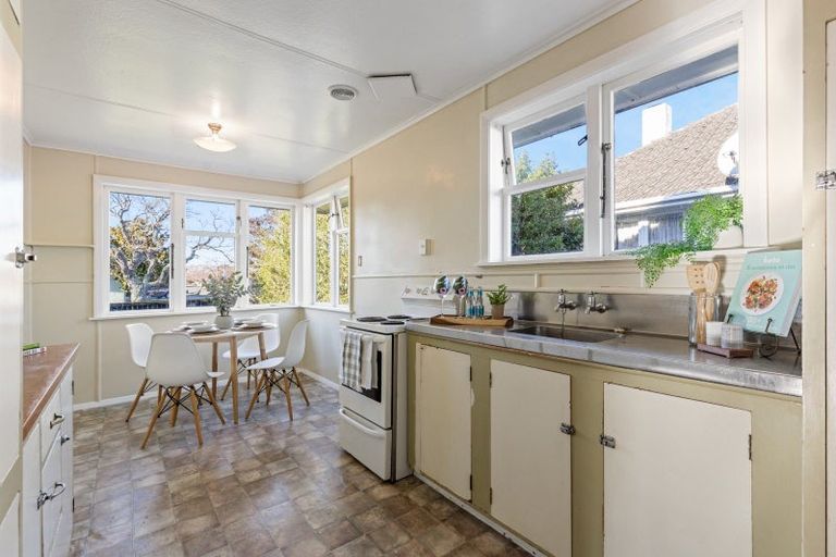 Photo of property in 32 Cardiff Street, Awapuni, Palmerston North, 4412