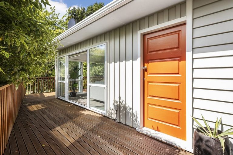 Photo of property in 35a Kinghorne Street, Strathmore Park, Wellington, 6022