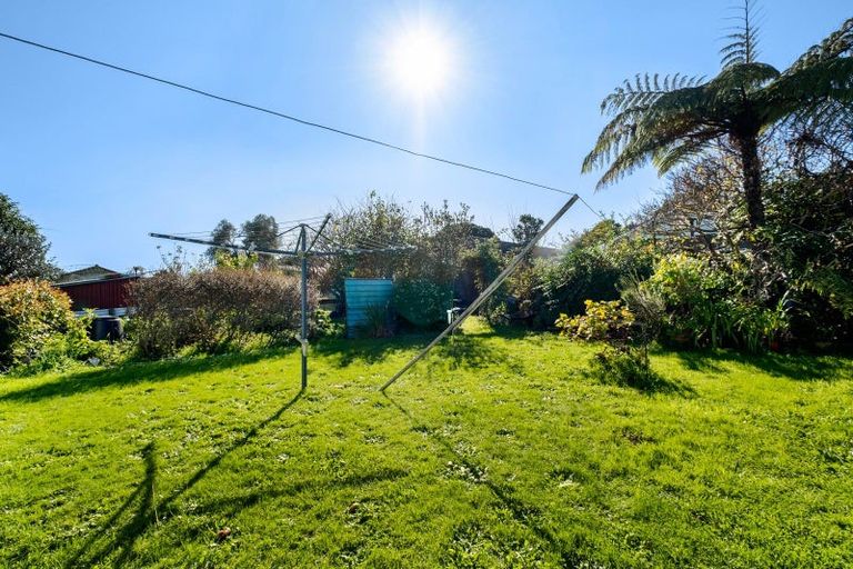 Photo of property in 24 Seymour Street, Waitara, 4320