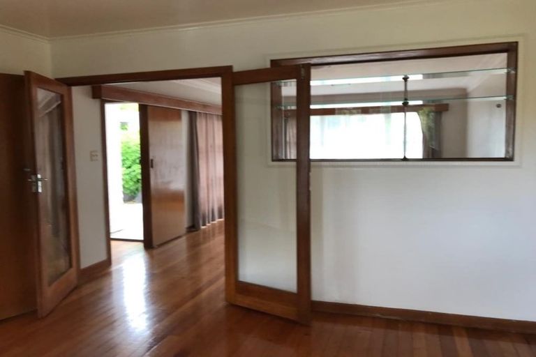 Photo of property in 54 Chippendale Crescent, Birkdale, Auckland, 0626