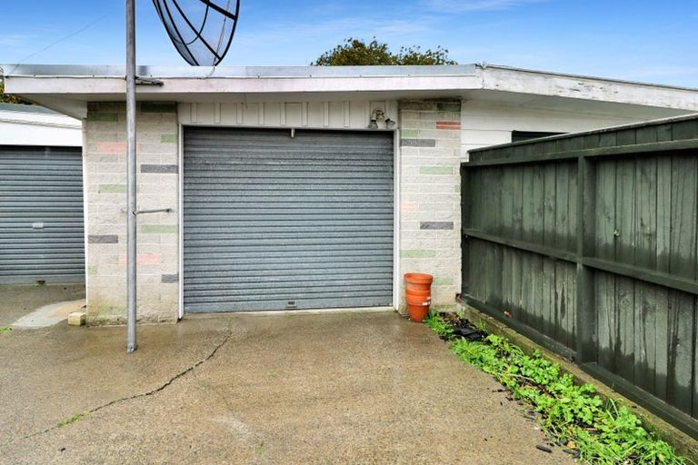 Photo of property in 206a Waiwhetu Road, Waterloo, Lower Hutt, 5011