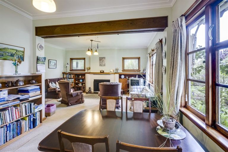 Photo of property in 16 Plassey Street, Havelock North, 4130