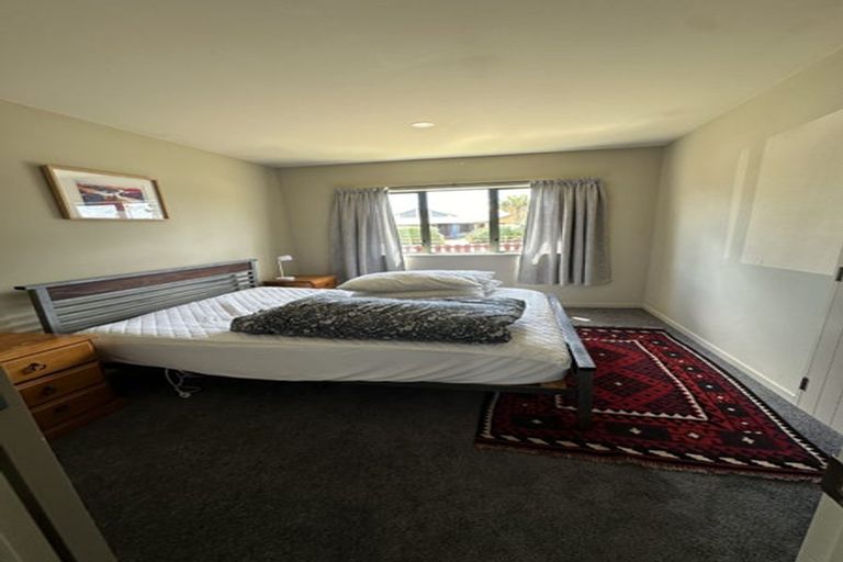 Photo of property in 24 Frye Crescent, Albert Town, Wanaka, 9305
