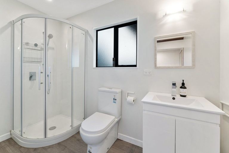 Photo of property in 37 Westhaven Drive, Tawa, Wellington, 5028