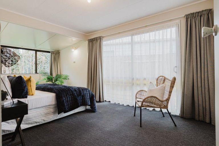 Photo of property in 35 Totara Road, Awapuni, Palmerston North, 4412