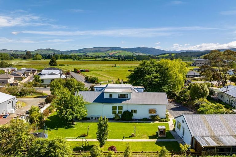 Photo of property in 264 Gladstone Road North, Mosgiel, 9092