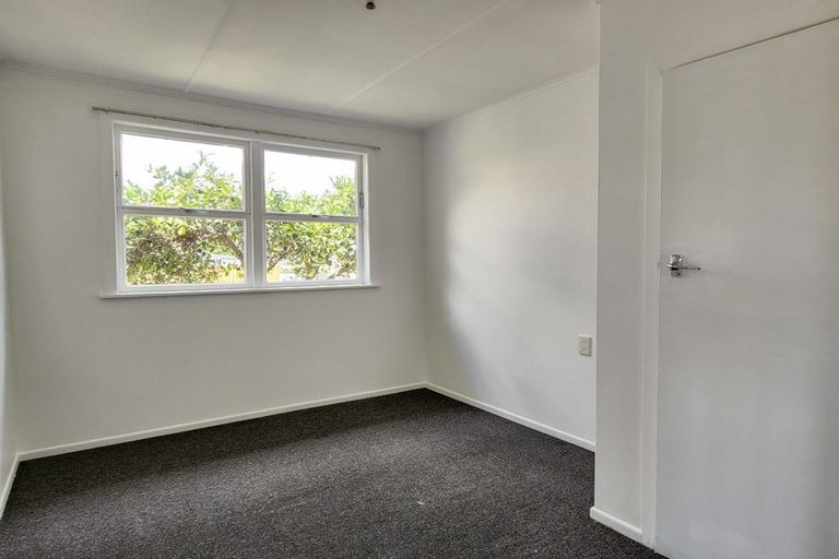 Photo of property in 26 Martin Road, Manurewa, Auckland, 2102