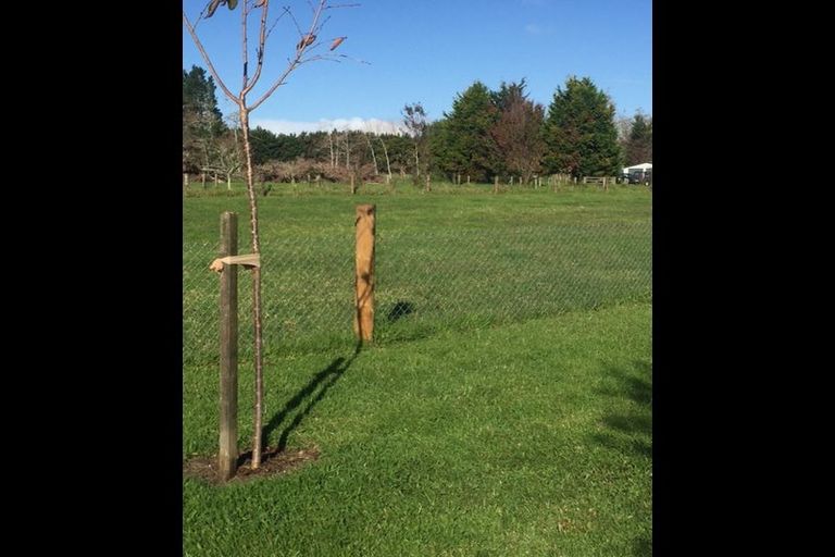 Photo of property in 53 Mangakaretu Road, Waipapa, Kerikeri, 0295