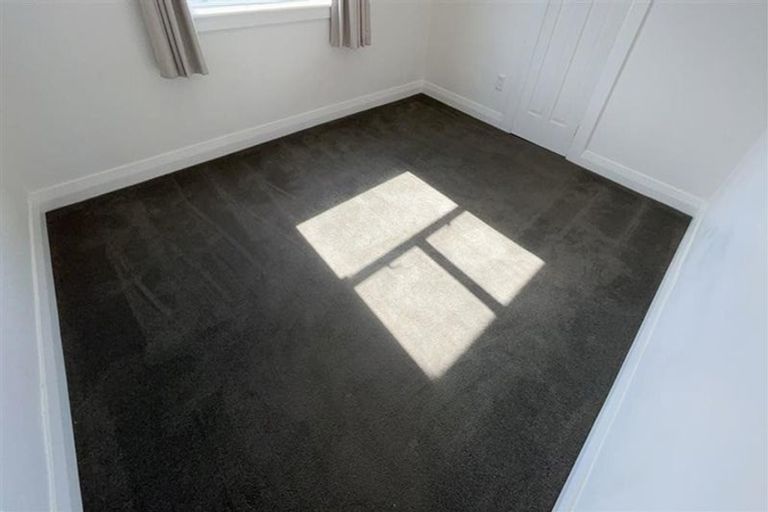 Photo of property in 52 Evans Road, Glen Eden, Auckland, 0602