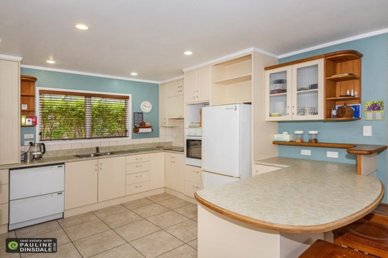 Photo of property in 42 Fairway Drive, Te Kamo, Whangarei, 0112