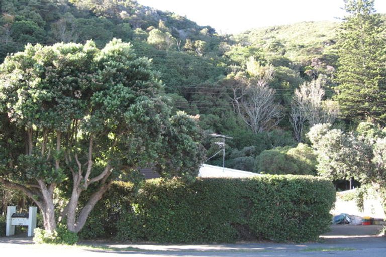 Photo of property in 4/249 Muritai Road, Eastbourne, Lower Hutt, 5013