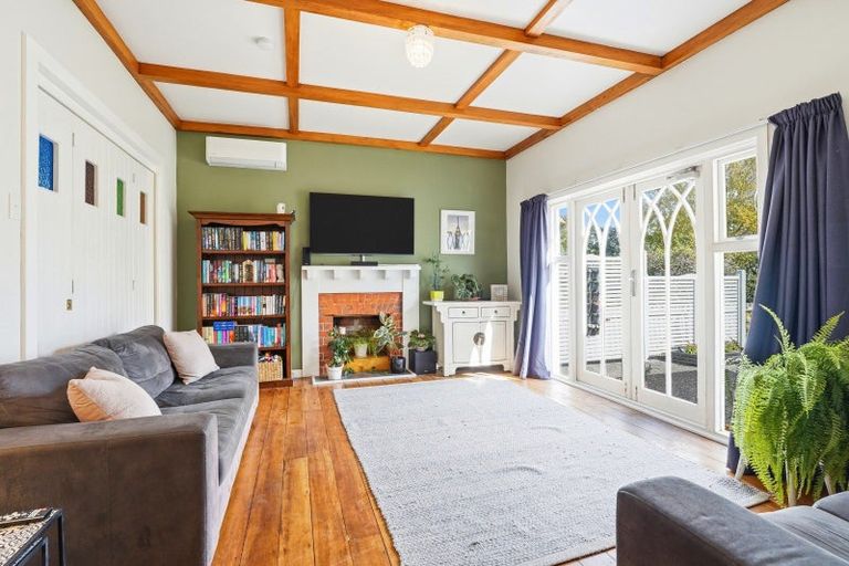 Photo of property in 22 Mason Terrace, Gonville, Whanganui, 4501