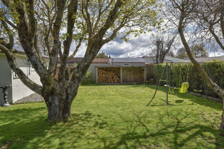 Photo of property in 69 Nelson Crescent, Carterton, 5713