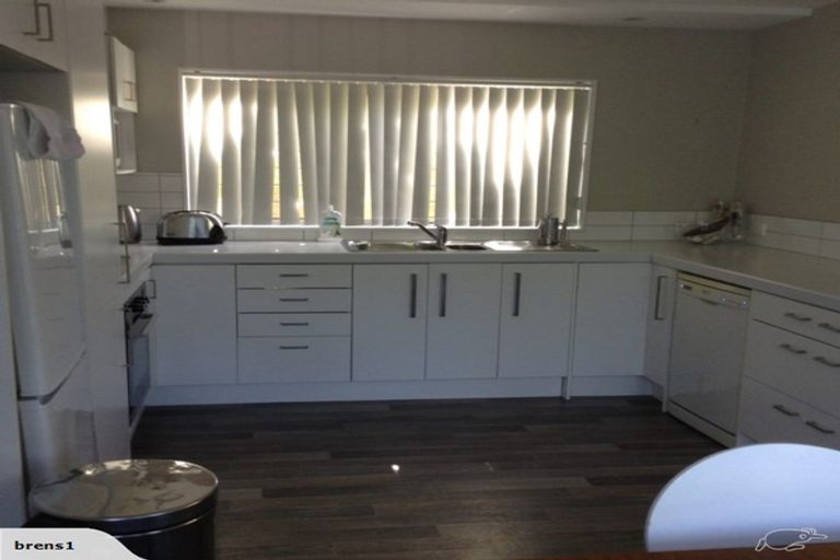 Photo of property in 52 Tarawera Road, Johnsonville, Wellington, 6037